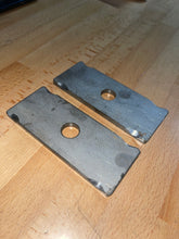 Load image into Gallery viewer, 72-93 rear leaf spring u bolt crush plate
